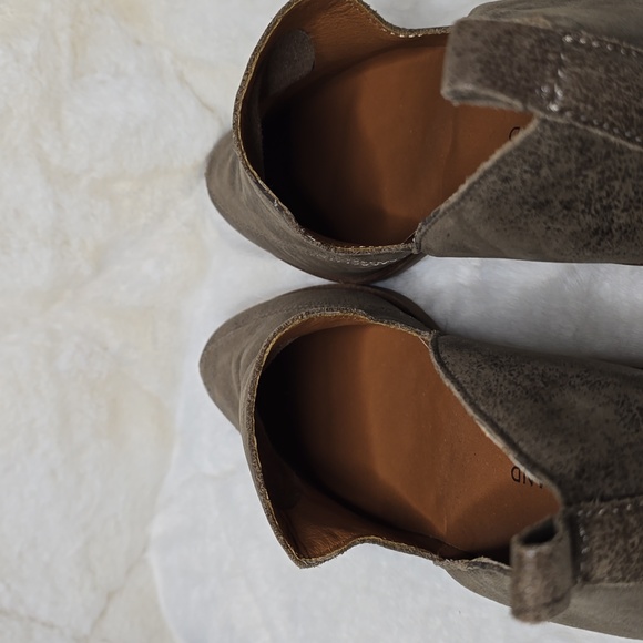 Lucky Brand  Mallanzo Pointed Toe Shooties - Picture 8 of 12